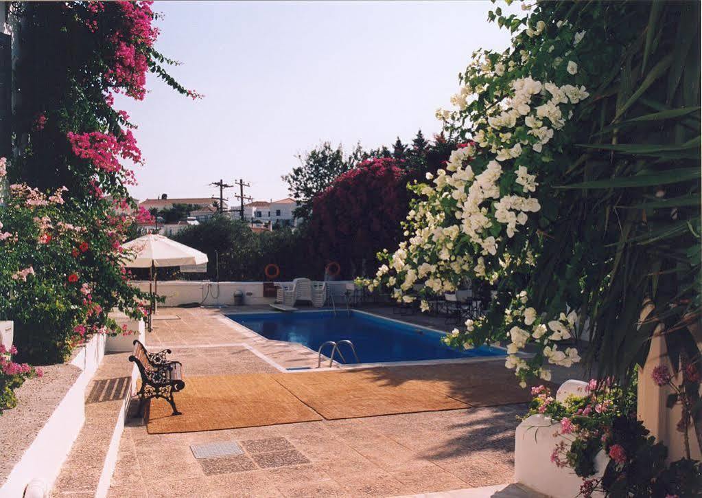 Spetses Retreat Accommodation Luaran gambar